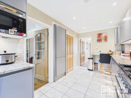 Hillhouse Close, Billericay, Image 4