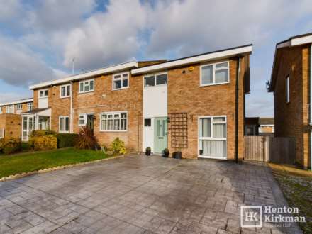 3 Bedroom End Terrace, Beams Way, Billericay