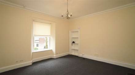 Ardgowan Square, Greenock, Image 8