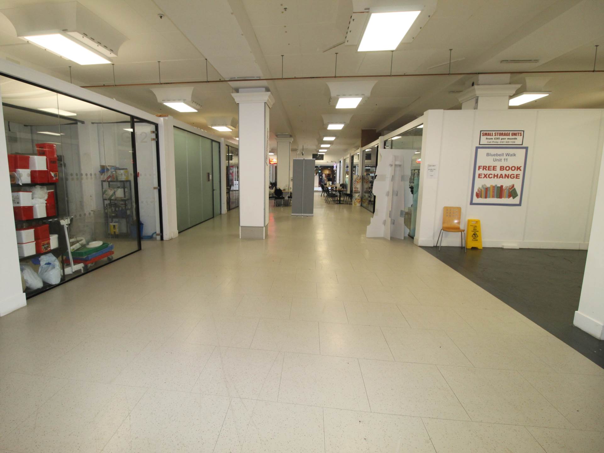 Bluebell Walk, Greenock Oak Mall, Image 8