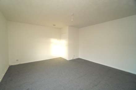 Grieve Rd, Greenock, Image 3