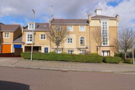 Sanderling Way, Greenhithe, Image 2