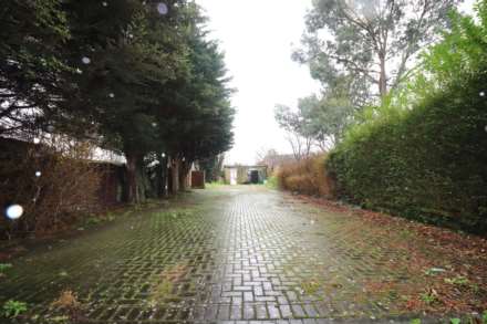 The Brent, Dartford, Image 12