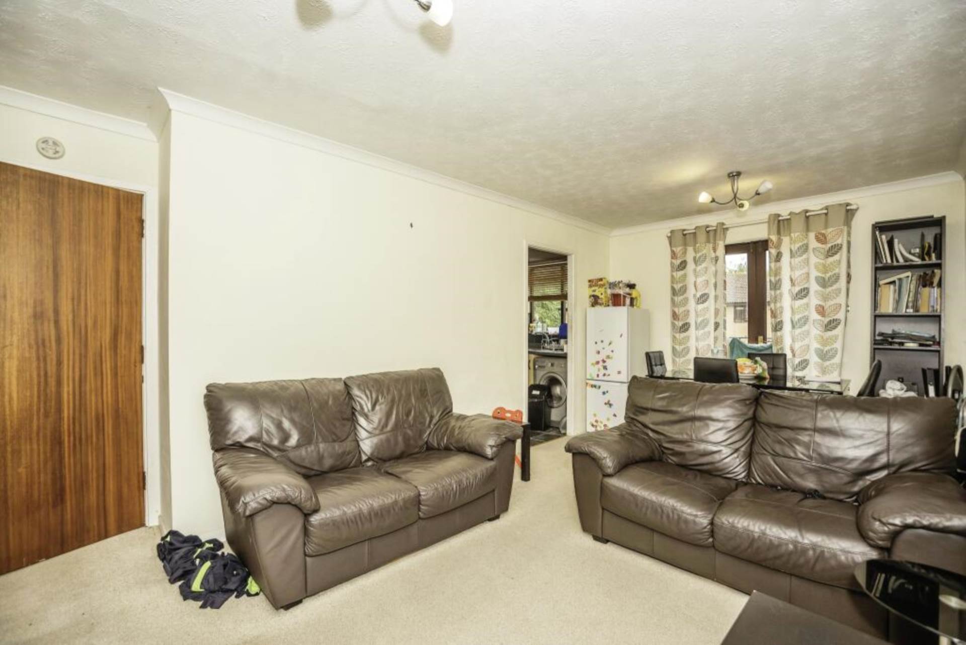 Winston Close, Greenhithe, Image 6