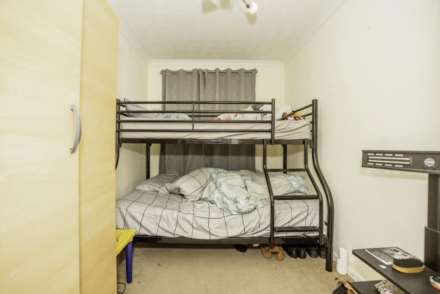 Winston Close, Greenhithe, Image 12