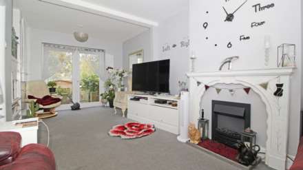 Garrard Close, Bexleyheath, Image 2