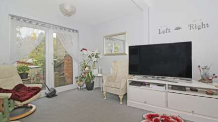 Garrard Close, Bexleyheath, Image 4