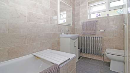 Garrard Close, Bexleyheath, Image 8