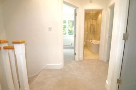 Cheriton Drive, Plumstead, Image 22