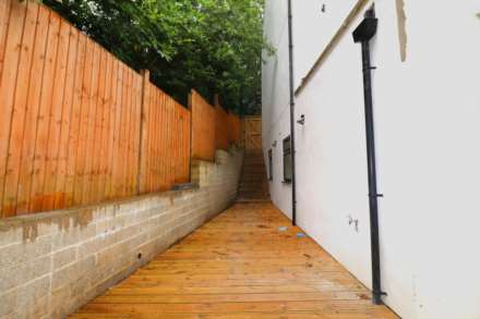 Cheriton Drive, Plumstead, Image 37