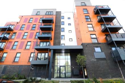 2 Bedroom Apartment, Barley Close, Greenhithe