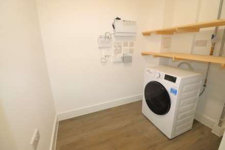 Barley Close, Greenhithe, Image 10