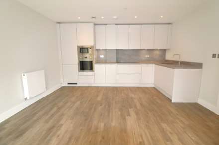 Barley Close, Greenhithe, Image 2