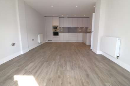 Barley Close, Greenhithe, Image 3