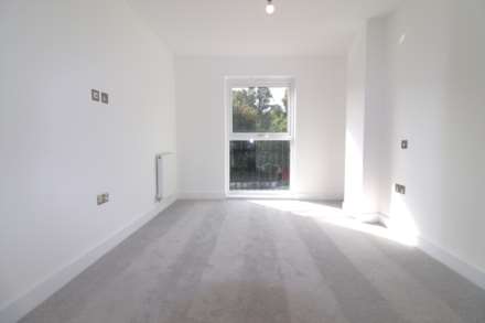 Barley Close, Greenhithe, Image 8