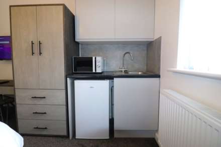 Berkeley Crescent, Dartford, Image 4