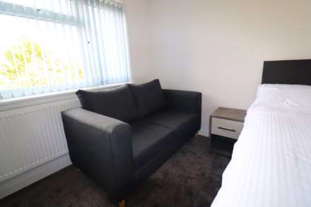Berkeley Crescent, Dartford, Image 4