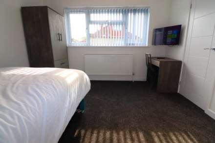 Berkeley Crescent, Dartford, Image 3