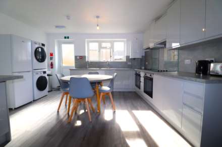 Berkeley Crescent, Dartford, Image 7