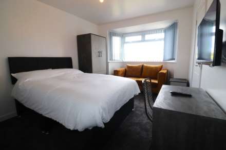 Berkeley Crescent, Dartford, Image 1