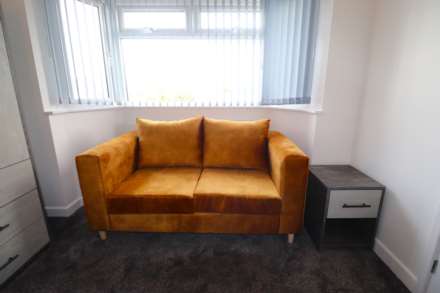 Berkeley Crescent, Dartford, Image 5