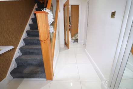 Lingfield Avenue, Dartford, Image 15