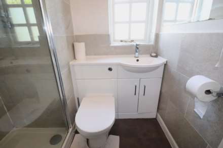 Redding Close, Dartford, Image 12