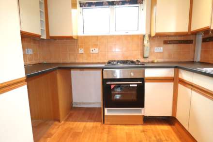 Mungo Park Road, Gravesend, Image 6