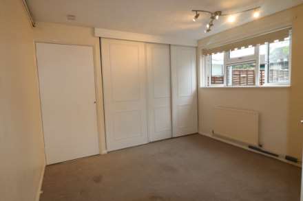 Mungo Park Road, Gravesend, Image 9