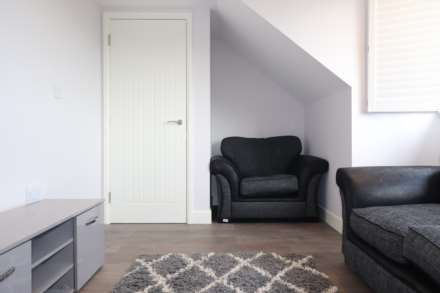 Poplar Road, Rochester, Image 5