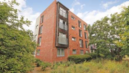 Angie Mews, Dartford