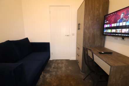Waid Close, Dartford, Image 2