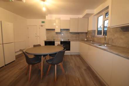 Waid Close, Dartford, Image 8