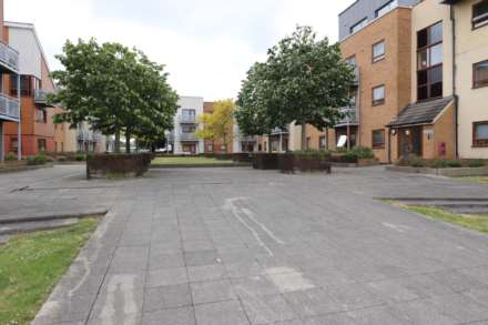 Northstar Boulevard, Greenhithe, Image 7