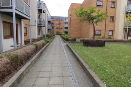 Northstar Boulevard, Greenhithe, Image 8