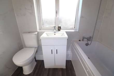 Mead Road, Dartford, Image 4