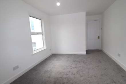 Burwash Road, London, Image 10