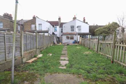 Burwash Road, London, Image 16