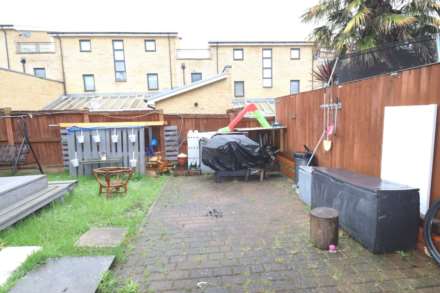 Courtyard Mews, Greenhithe, Image 21