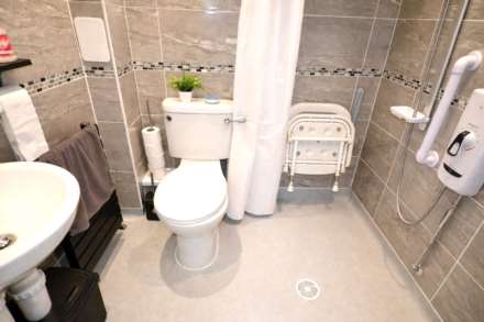 Morgan Drive, Greenhithe, Image 7