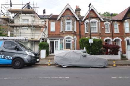 6 Bedroom Town House, Nadine Street, Charlton
