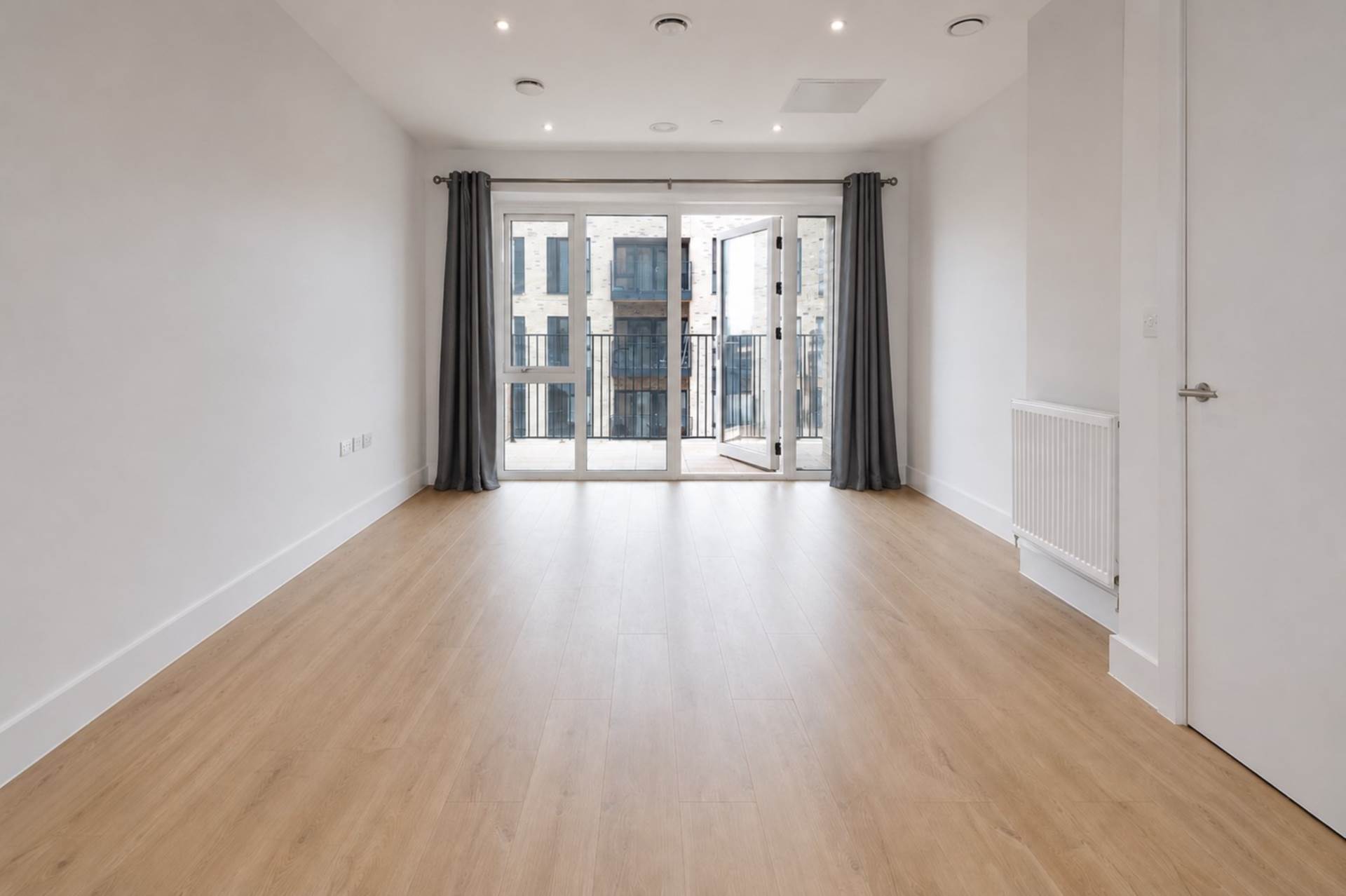 Merrielands Crescent, Dagenham, Image 2