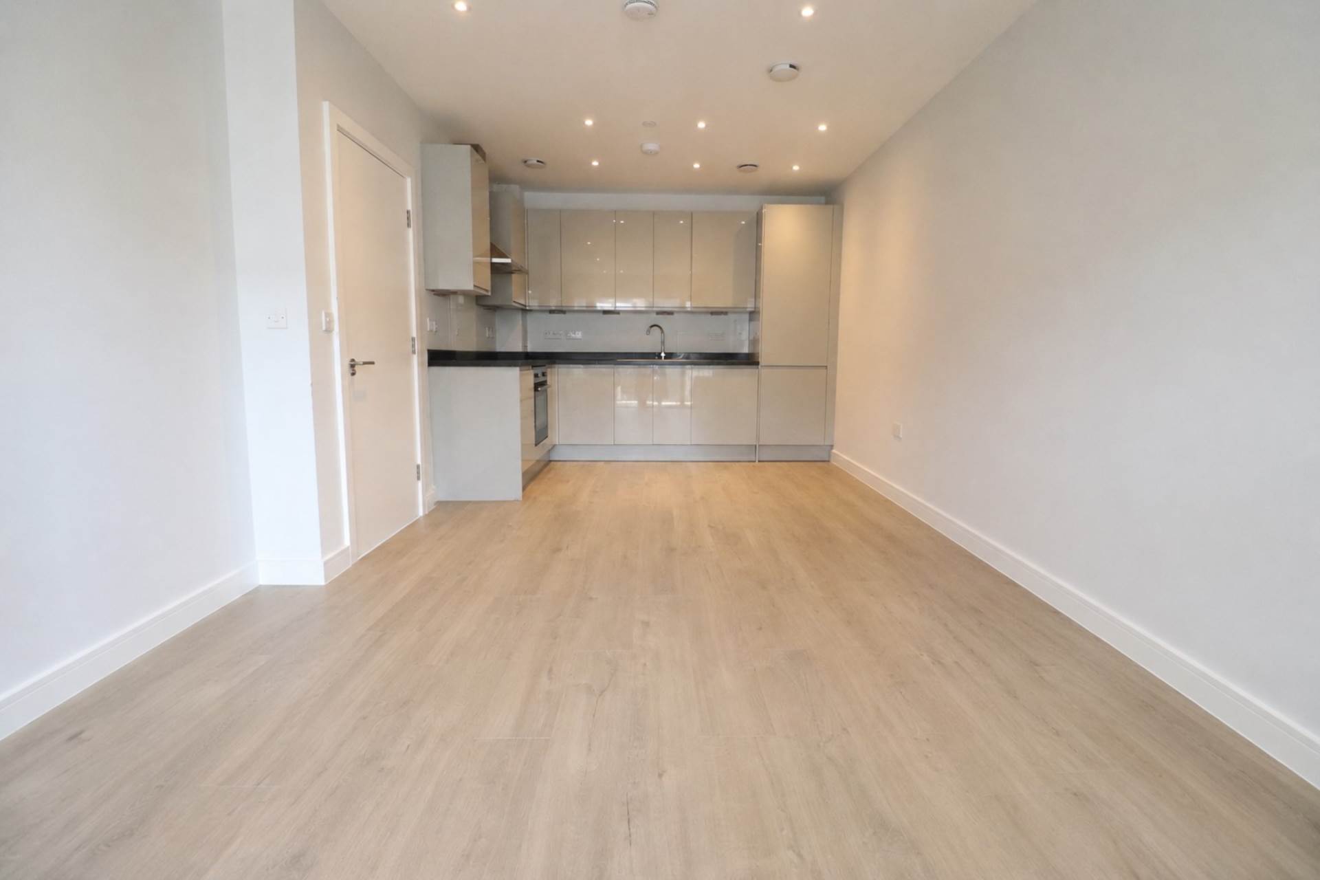 Merrielands Crescent, Dagenham, Image 3