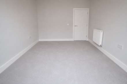 Merrielands Crescent, Dagenham, Image 6