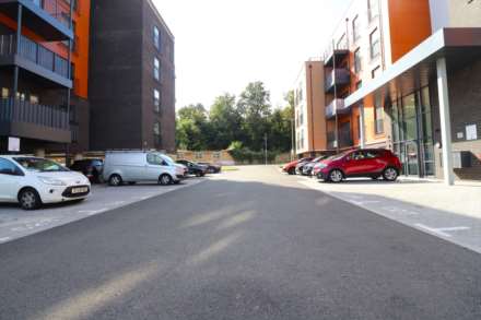 Barley Close, Greenhithe, Image 16