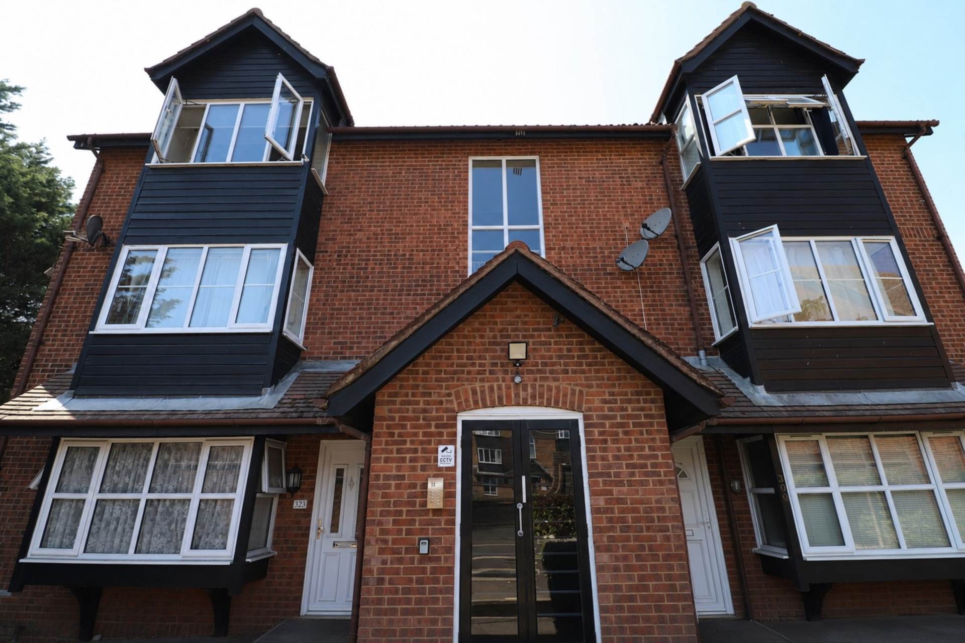Knights Manor Way, Dartford, Image 1