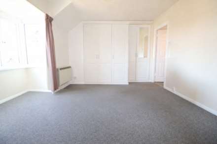 Knights Manor Way, Dartford, Image 3