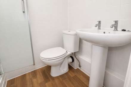 Knights Manor Way, Dartford, Image 4