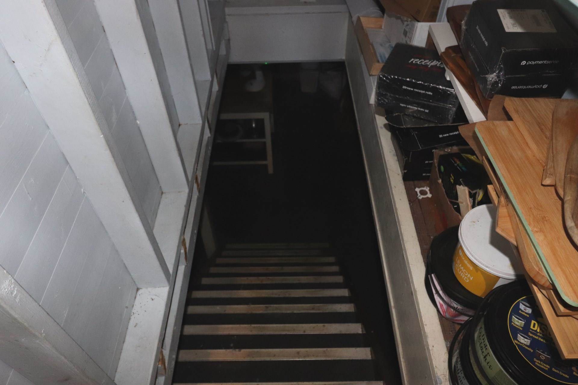 Trafalgar Road, London, Image 6