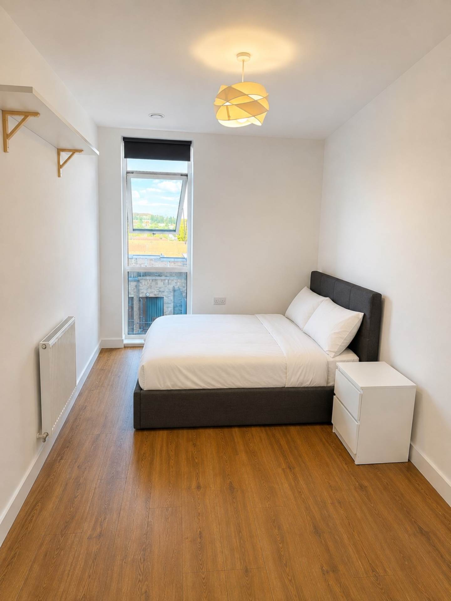 Mahindra Way, Beckton, Image 7